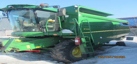 John Deere W430 Combine Harvester, Serial Number 1YCW430XTP0140165