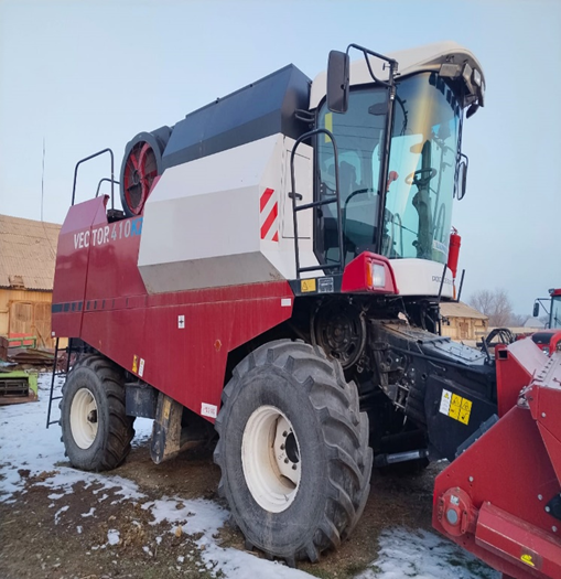 Grain harvester combine VECTOR 410 KZ, corn harvesting attachment PPK-670-47 EGR Argus, 2020